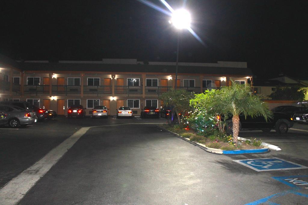 El Rancho Inn Hawthorne Eksteriør billede