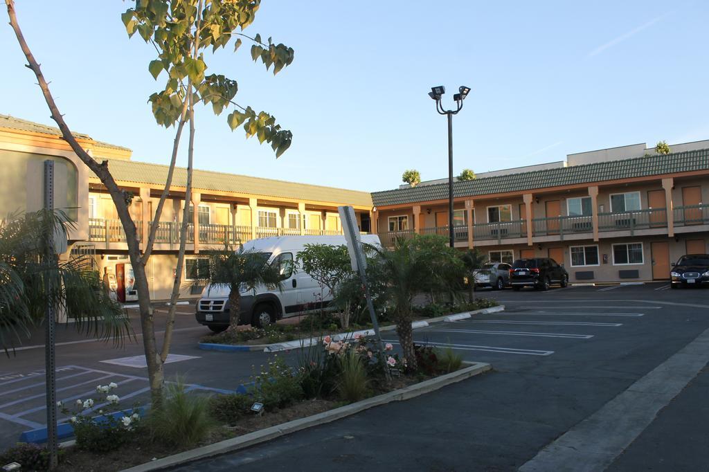 El Rancho Inn Hawthorne Eksteriør billede