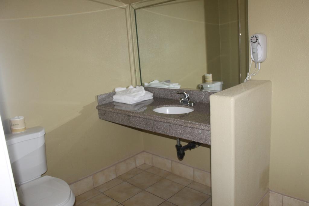 El Rancho Inn Hawthorne Værelse billede